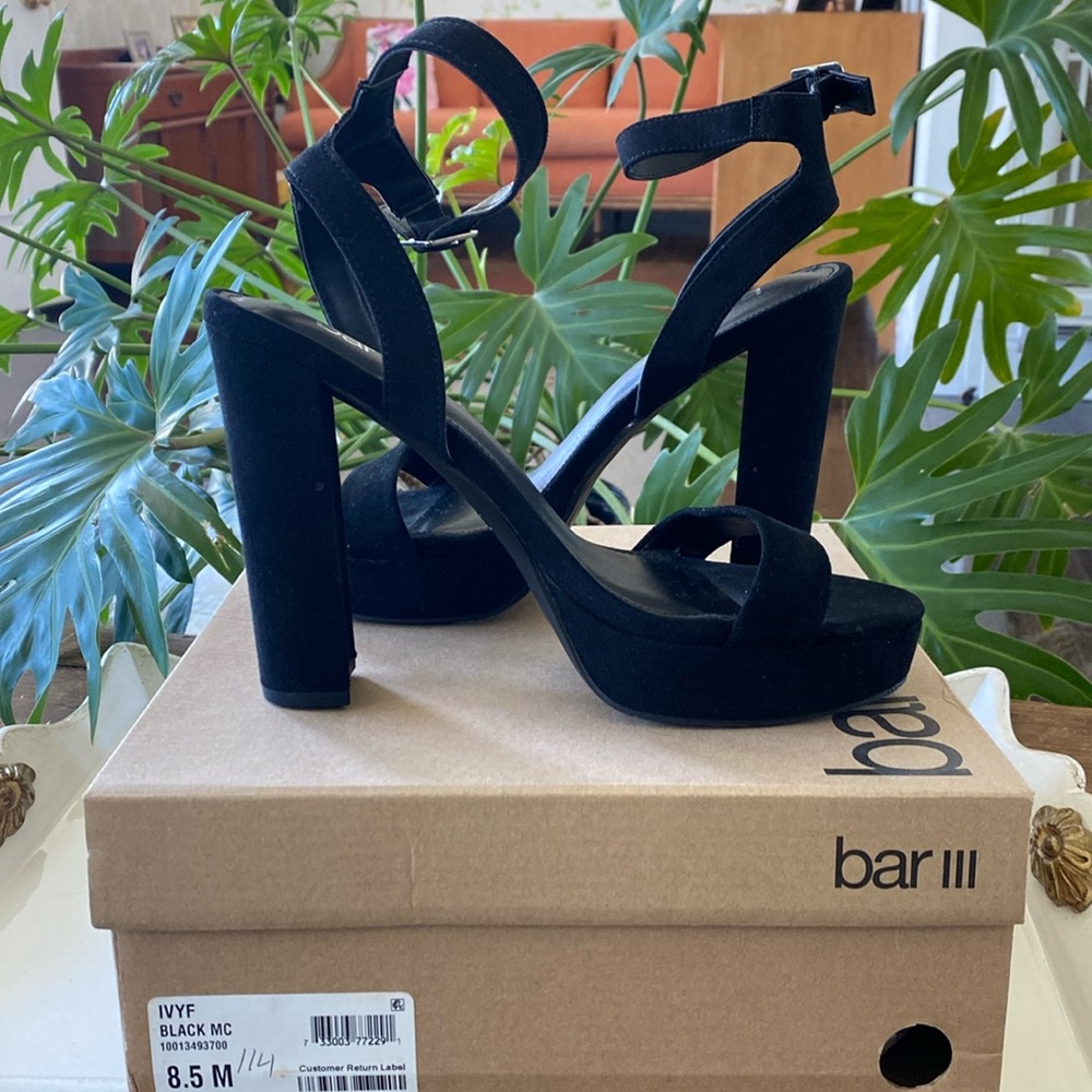 NEW Bar III Ivy Platform Black Dress Sandals. Size 8.5